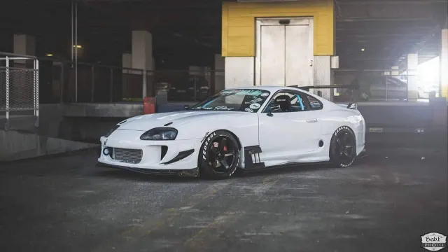 En kunds Toyota Supra (MK4, A80)