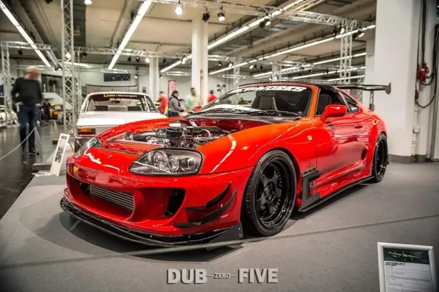 En kunds Toyota Supra (MK4, A80)