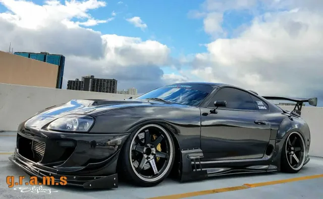 En kunds Toyota Supra (MK4, A80)