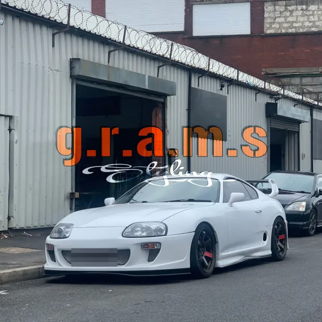 En kunds Toyota Supra (MK4, A80)