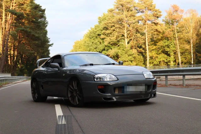 En kunds Toyota Supra (MK4, A80)