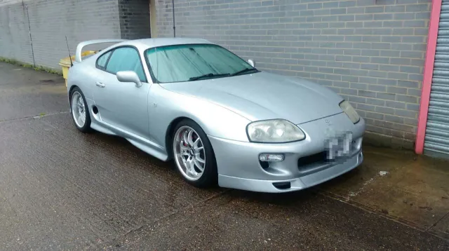 En kunds Toyota Supra (MK4, A80)