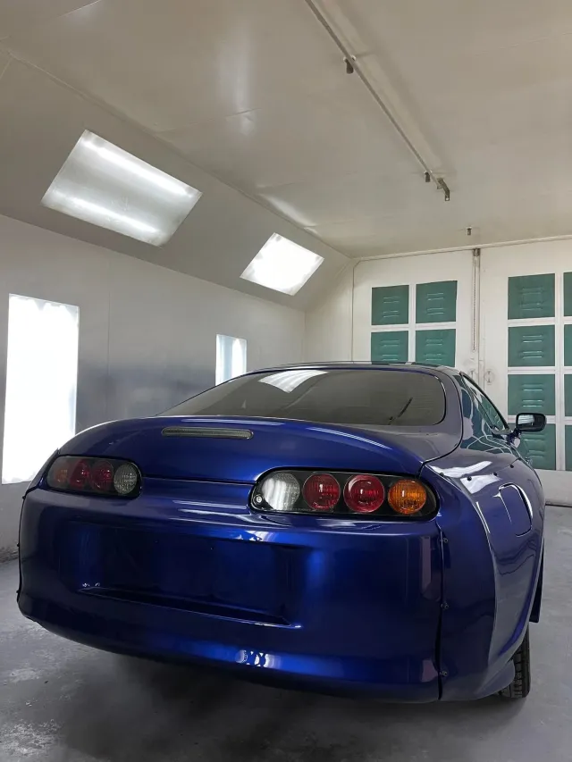 En kunds Toyota Supra (MK4, A80)