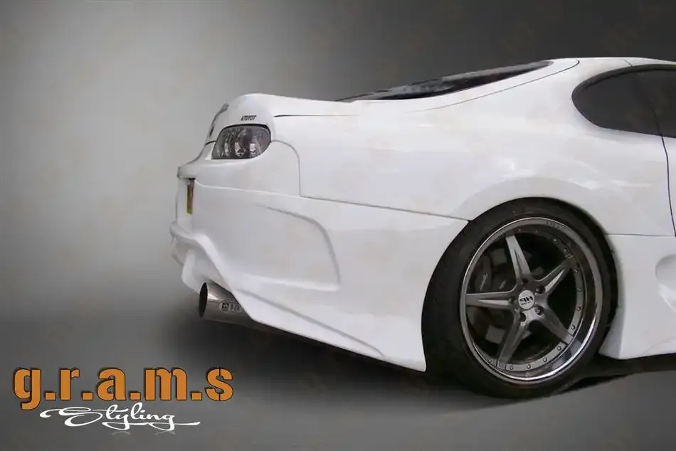Toyota Supra MK4 Rear Bumper with Diffuser JDL Style, zdjęcie 4 z 5