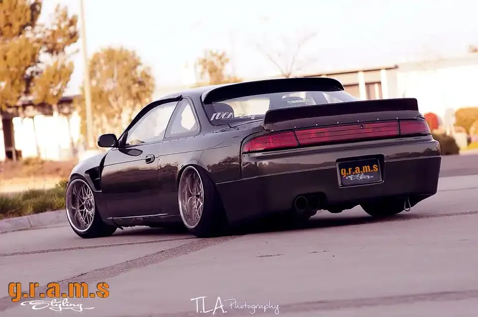 Nissan Silvia S14 S14a Rear Fenders - Version 1 +50mm, photo 4 of 7