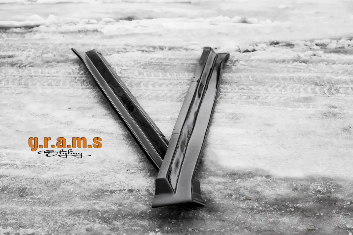 Nissan 350Z Sidesteps - Side Skirt Extensions, photo 8 of 11