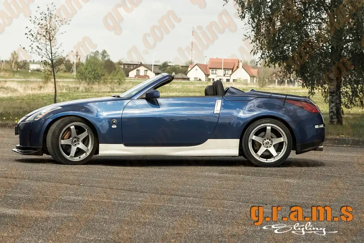 Nissan 350Z Z33 Nismo V1 Style Side Skirts, photo 1 of 4