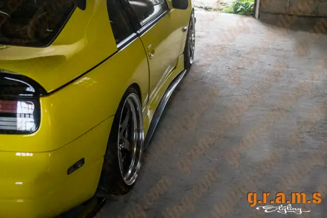 Nissan 300ZX Sidesteps - Side Skirt Extensions