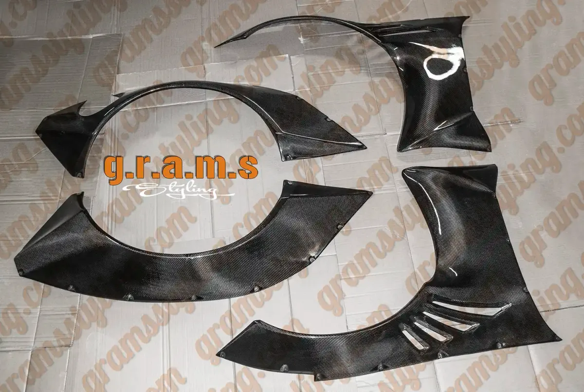 Nissan 350Z Rear Fenders / Full Quarters - Version 1 +100mm, photo 4 of 20