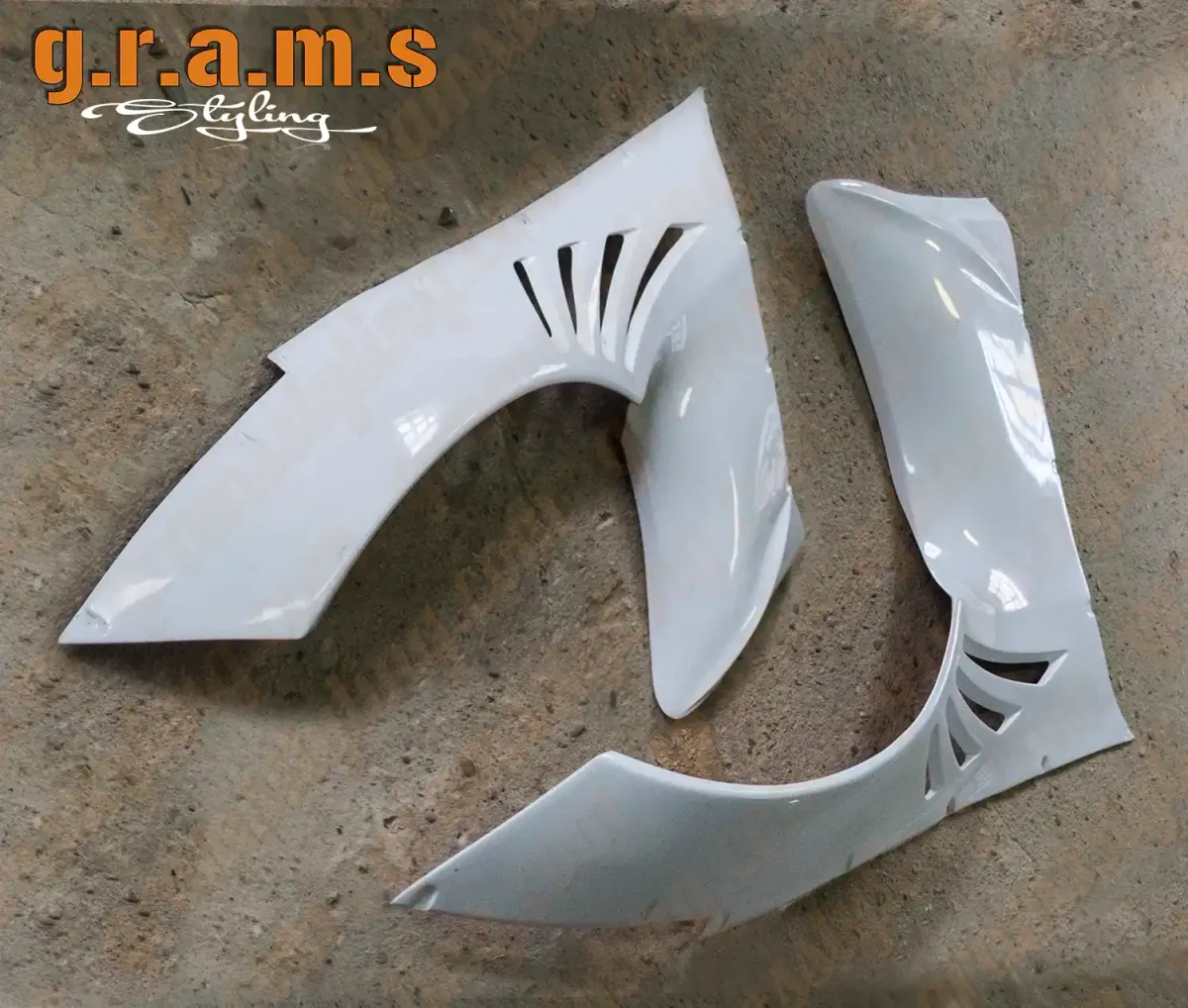 Nissan 350Z Front Fenders - Version 1 +50mm, photo 11 of 14