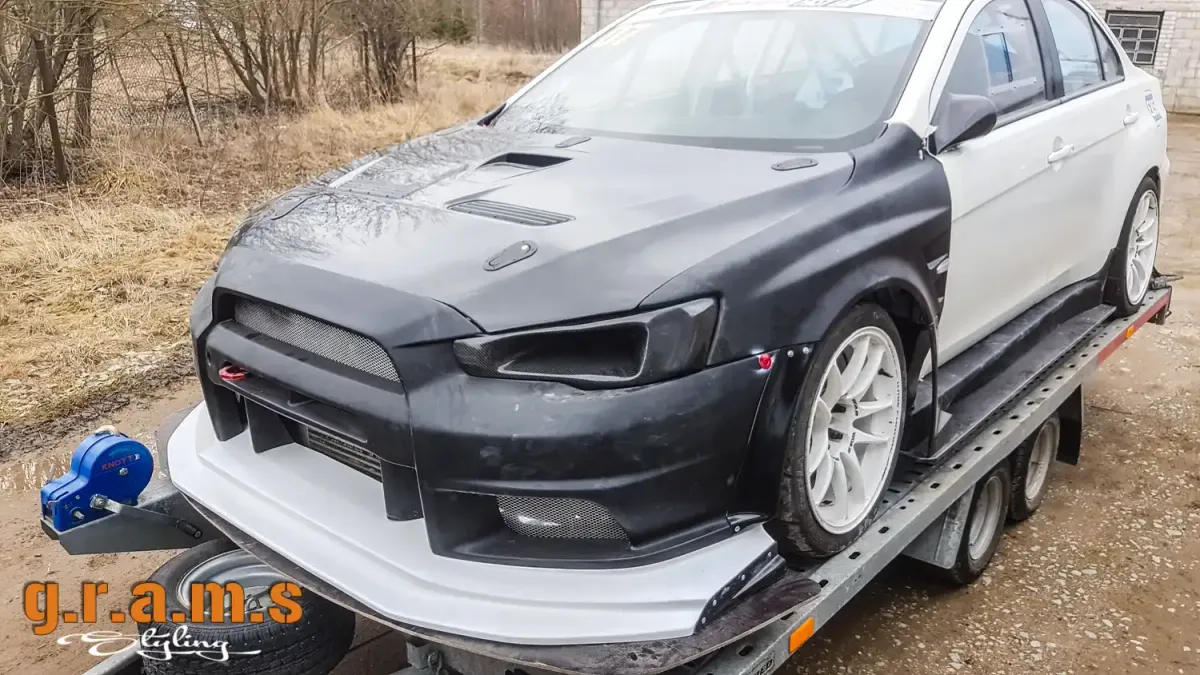 Mitsubishi Lancer Evolution X Bonnet - OEM Style, photo 7 of 11