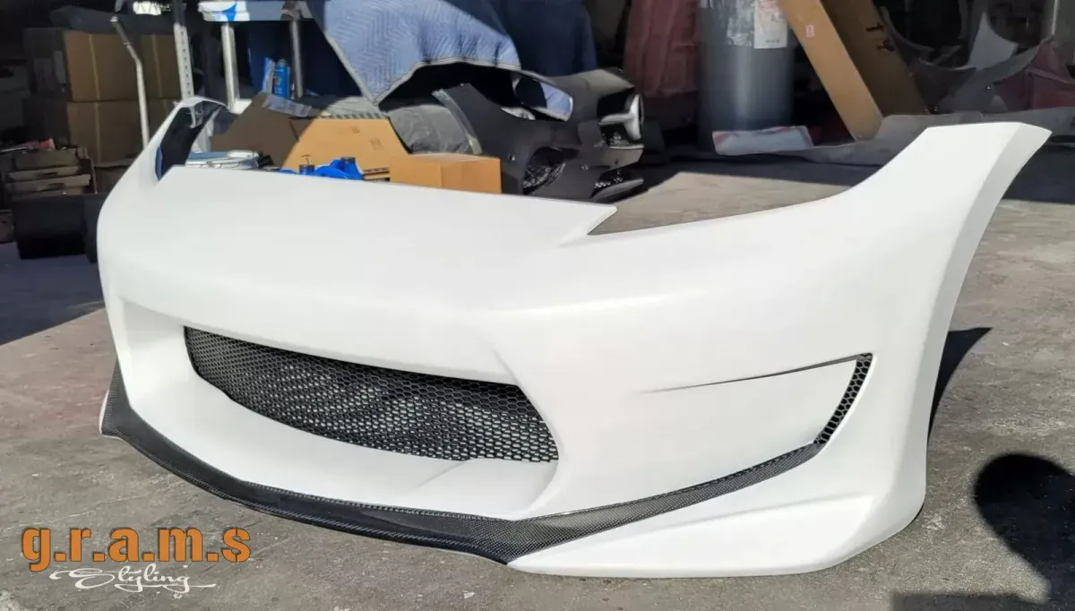 Nissan 370Z Front Bumper Amuse Style, photo 1 of 11