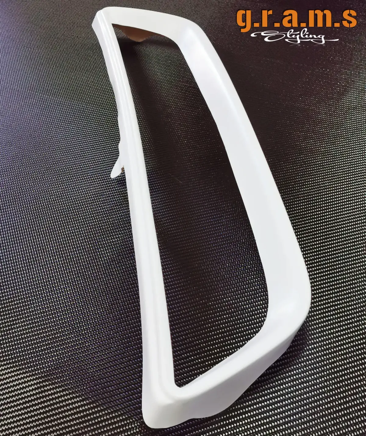 Lexus IS / Toyota Altezza Front Bumper Grill - TR Style, photo 5 of 7