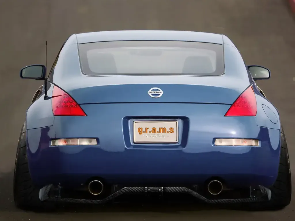 Nissan 350Z Rear Diffuser - Voltex Style, foto 1 van 21