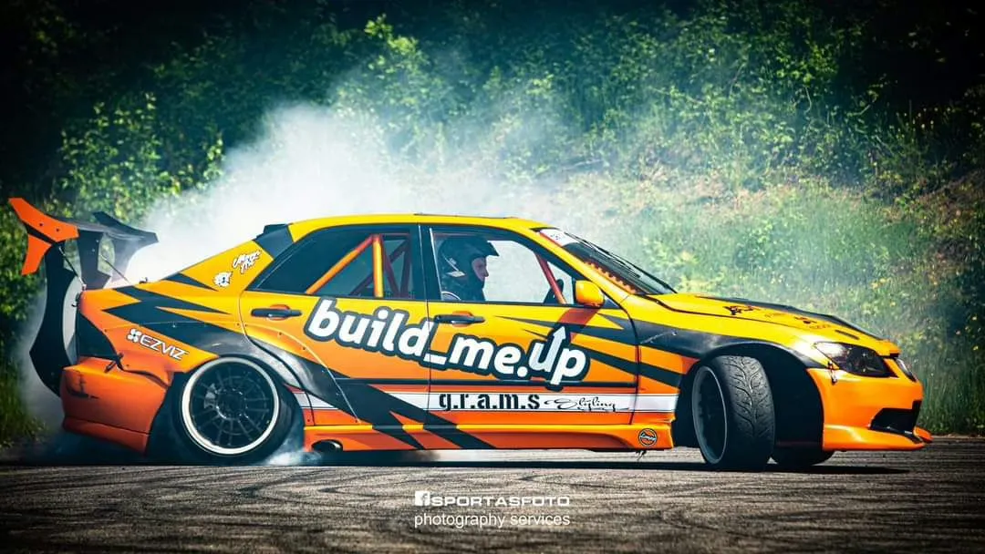 Lexus IS200 IS300 Wide Front Fenders / Wings +50mm, photo 10 of 14