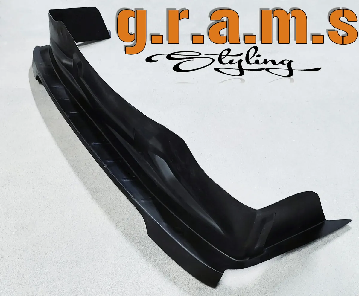 BMW E46 Coupe Rear Frame Between Lights, photo 2 of 6