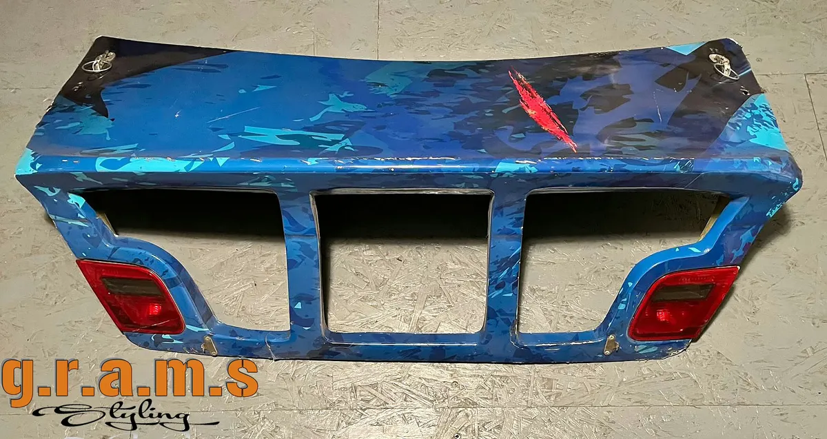 BMW E46 Coupe Vented Racing Boot Lid Trunk, photo 6 of 7
