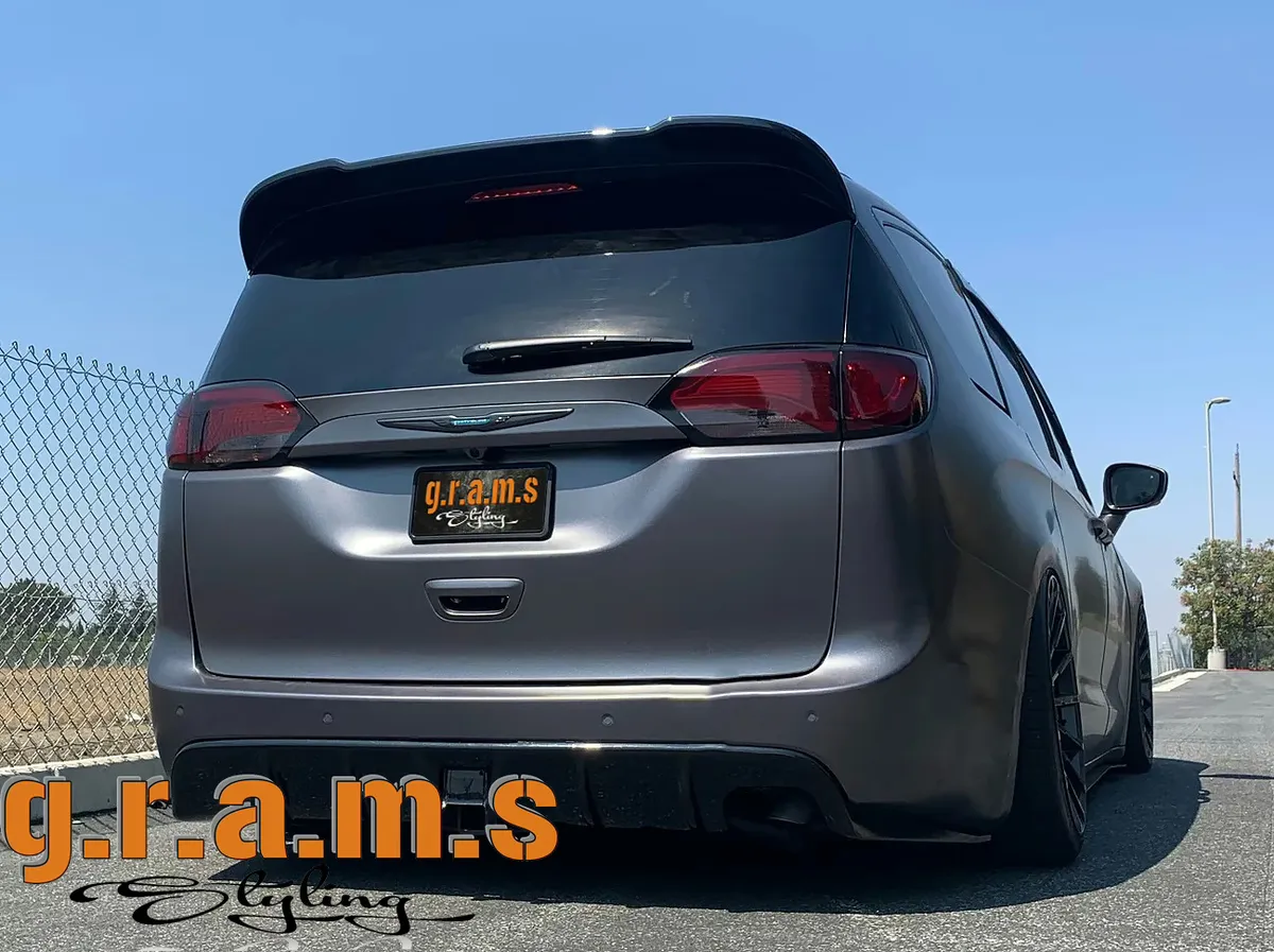 Chrysler Pacifica Mk2 Roof Spoiler - Clinched Style, photo 2 of 14