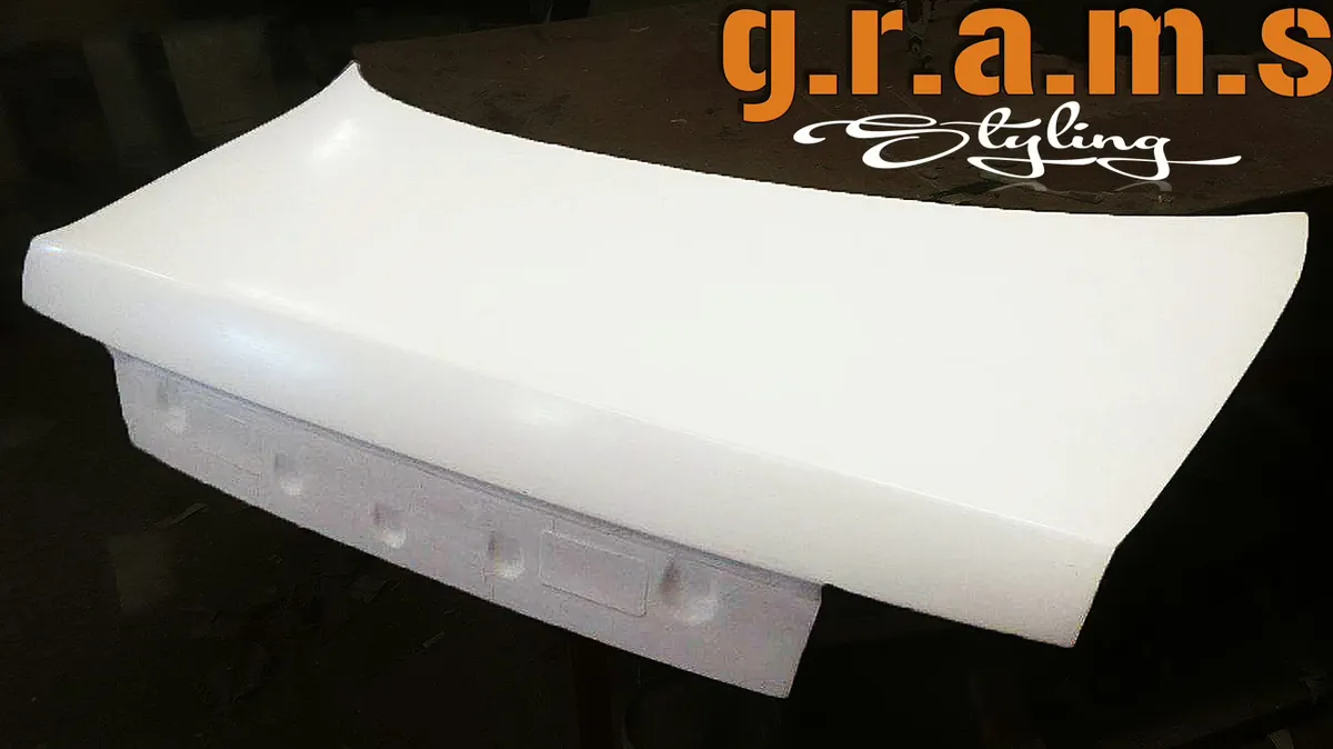 Nissan Silvia 200SX S14 boot / trunk, photo 5 of 7