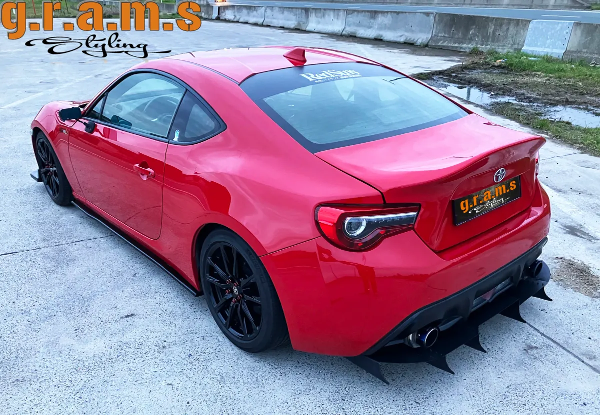 Toyota GT86 / Subaru BRZ Boot Lid with Ducktail Spoiler, photo 3 of 10