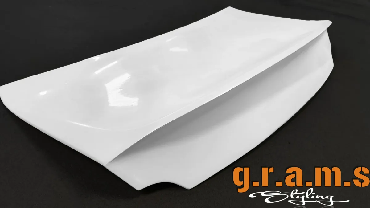 Nissan GT-R R35 Boot Lid with Ducktail Spoiler, photo 2 of 9