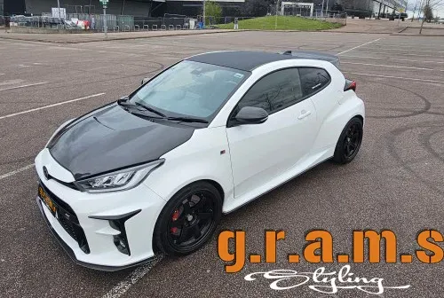 Toyota GR Yaris Lightweight Bonnet - M-Type Style, zdjęcie 6 z 6