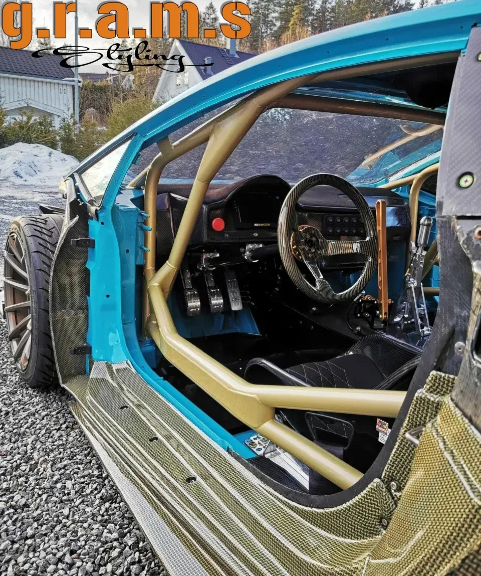 Lamborghini Huracan Side Skirts - Super Trofeo Style, photo 7 of 10