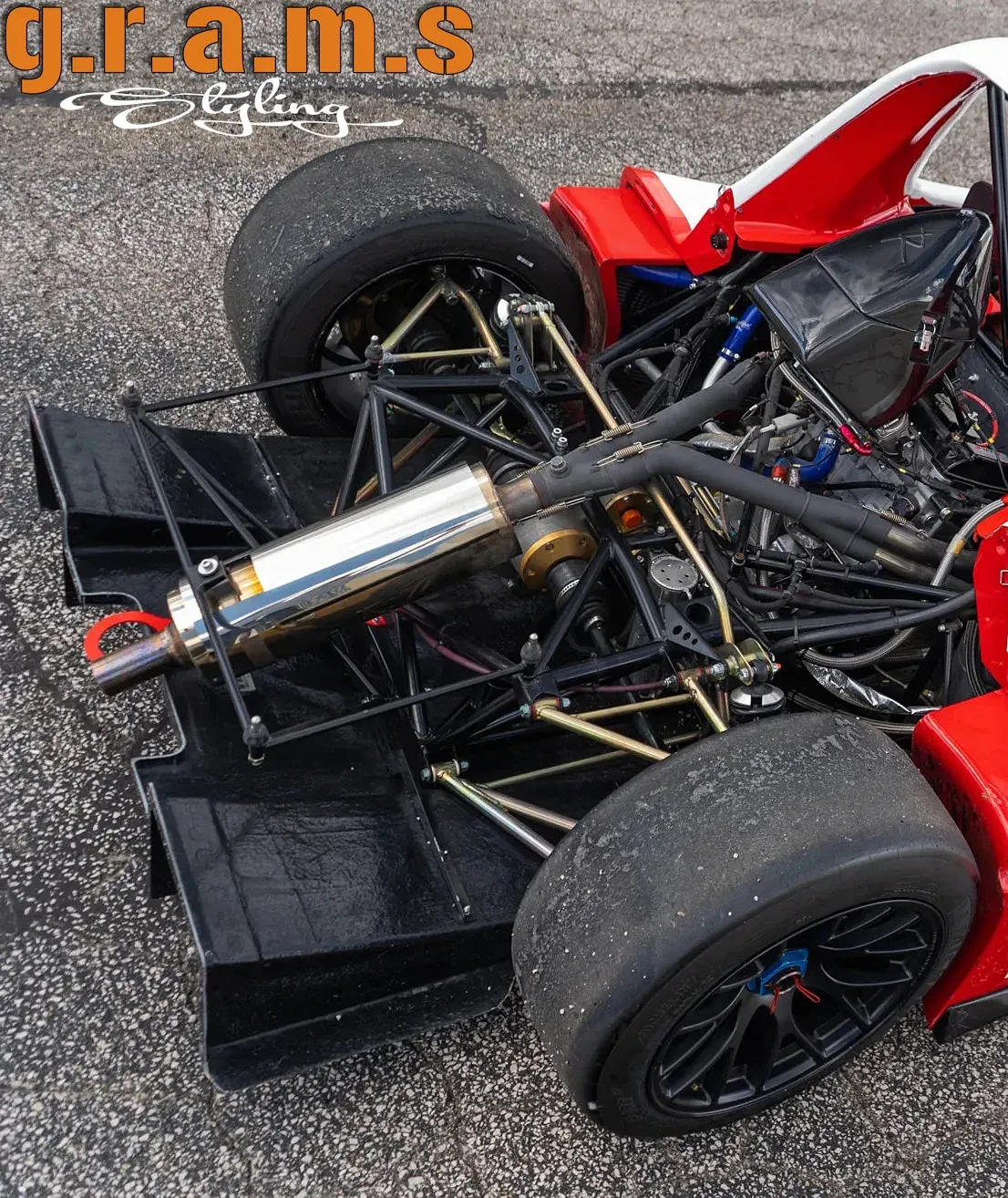 Radical SR3 Rear Diffuser, photo 2 of 3