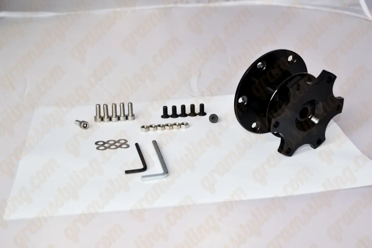 Steering Wheel Quick Release Hub, photo 4 of 7